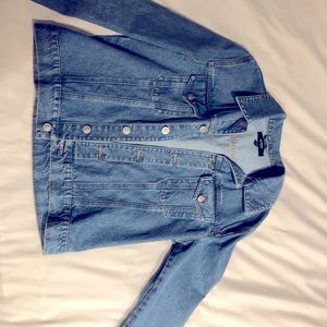 Hudson l/xl Jean Jacket only worn once